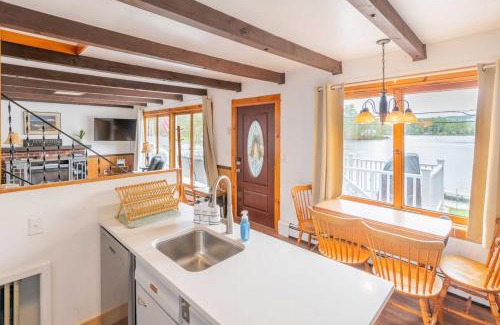 Littleton Haus | On The Rocks