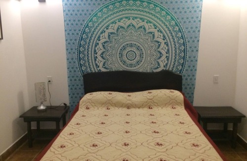 Belize City Hotel | EIN BETTZIMMER IM EASY INN HOTEL-2