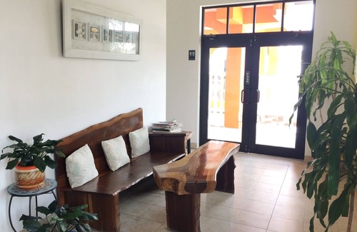 Belize City Hotel | EIN BETTZIMMER IM EASY INN HOTEL-2