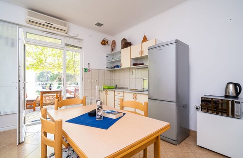 Zuljana Wohnung | 1-Zimmer-Ferienwohnung mit Klima Zuljana, Peljesac (A-10233-a)