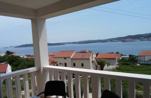 Kuciste Wohnung | 1-Zimmer-Ferienwohnung mit Balkon und Meerblick Kuciste - Perna, Peljesac (A-10161-e)