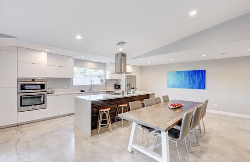 Canyon Gate Haus | NV2017 · Einzigartig! Pool, Beachvolleyballplatz!