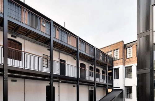 Birmingham City Centre Eigentumswohnung | OneFiveSix Unique ApartHotel 2 Bed Duplex
