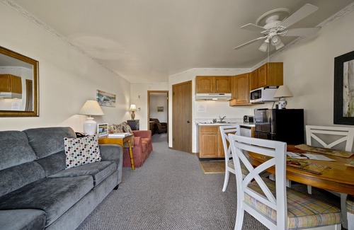 Chincoteague Eigentumswohnung | Only 5 min. from the Beach!