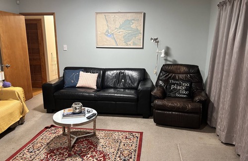Auckland Haus | Only 80 minutes from Auckland! Peaceful & restorative Awhitu Peninsula retreat.