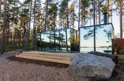 Pyhtaa Wohnung | ÖÖD Mirror Houses at Versso