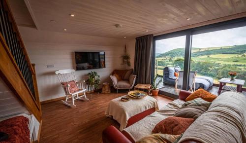 Hundred House Haus | Oolert Treehouse