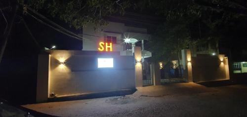 Courtallam Wohnung | Oonjal Veedu-Renovated Recently