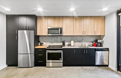 Downtown Wohnung | Open Loft in Redmond Core - 92 Walkscore!