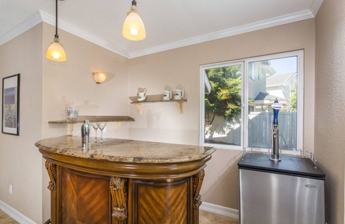 Aviara Haus | * AUGUST SALE! Strand Spa Getaway! Entspannende 12-Jet Tub, Billardtisch, Pool / Spa in der Nähe