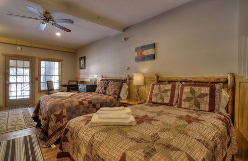 Oquossoc Hotel | Hotelzimmer Suite in Oquassoc