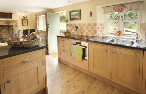 Tintern Haus | Orchard Cottage Monmouthshire