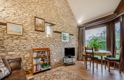 Biddestone Haus | Orchard View