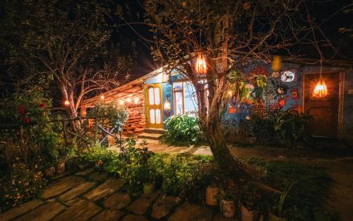 Old Manali Haus | Orchards House - The Hidden Tribe