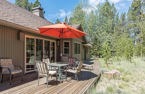 Deer Park Haus | Oregon Loop 36