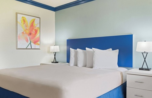 Florida Center Hotel | Orlando International Drive North Hotel