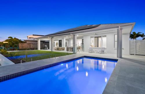Banksia Beach Haus | Osprey Oasis