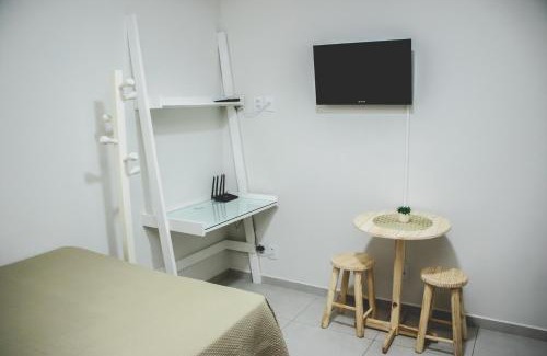 Itajuba Wohnung | Otima kitnet prox a UNIFEI c Wi-Fi e Smart TV