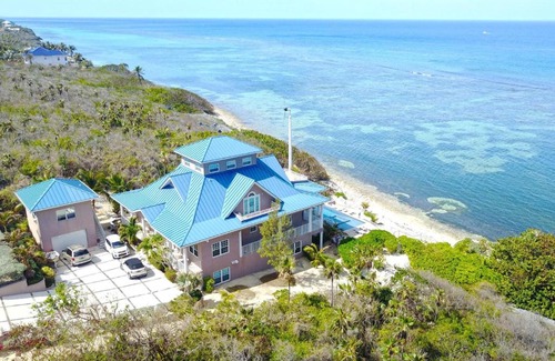 East End Haus | Our Cayman Cottage by Grand Cayman Villas & Condos