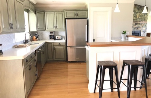 Kalispell Haus | Whirlpool! Friedlicher Rückzugsort auf dem Land, 6 Meilen östlich von Kalispell, in der Nähe des Gletschers