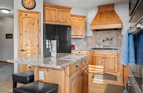 Wolf Creek Haus | Our Mountain Chalet | Game Room and Hot Tub (C702)