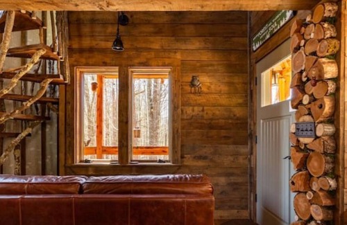 Argyle Haus | Out On A Limb - A Magical Treehouse Experience