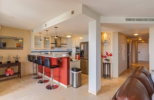 Eagle Beach Eigentumswohnung | OUTSTANDING OASIS 4th FLOOR CONDO At EAGLE BEACH