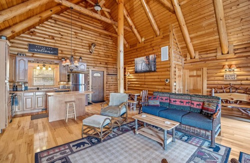Berkeley Springs Kabine | Overlook at Sleepy Creek -secluded, creek access, grill, wifi, deck, game room