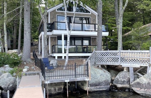 Sebago Haus | Overwater Views Limit 10 3 Bedroom Home by RedAwning