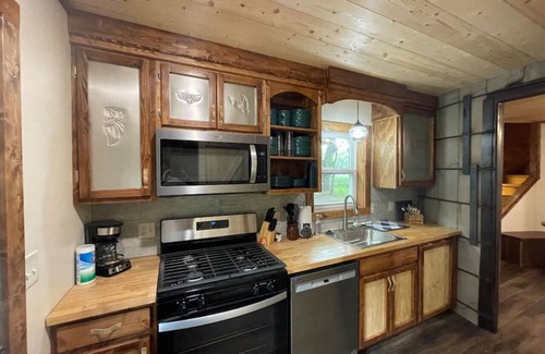 Elmdale Wohnung | Owls Nest Silo - 100 y/o converted concrete silo