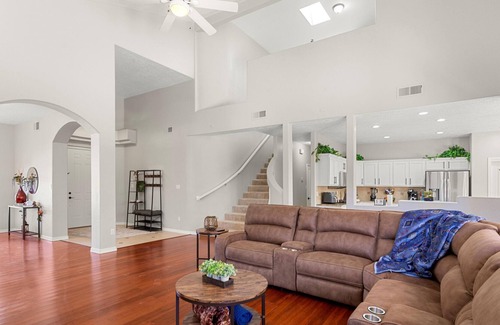 Raynolds Addition Haus | Oxbow North Retreat