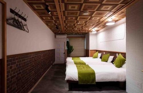 Gifu Wohnung | oyadoya gifu kinryu 岐阜駅徒歩10分 デザイナーホテル 大人数貸切 最大7名 駐車場2台有り