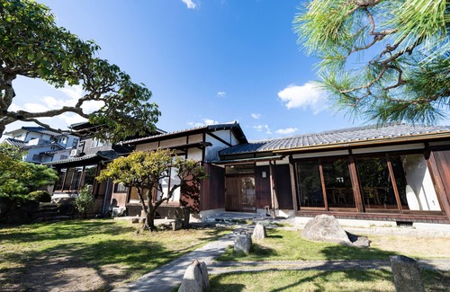 Shodoshima Haus | Oyashiki Stay - Ko, Experience island life in a traditional house.