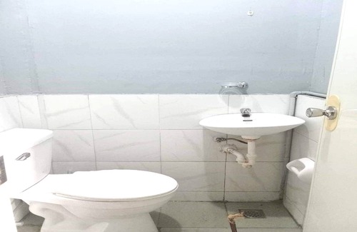 Digos City Hotel | OYO 1062 Casa Edna Microtel And Function