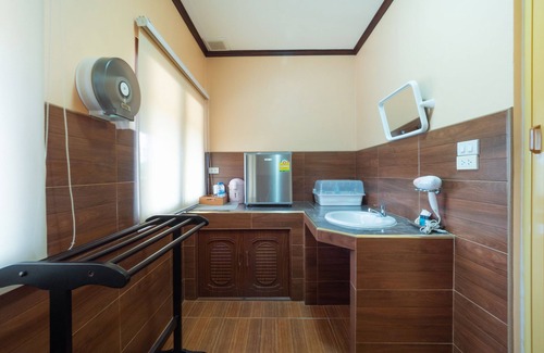 Sattahip Hotel | OYO 1128 Ban Suan Meesakul Resort