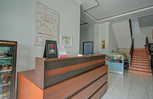 Banjarbaru Hotel | OYO 3757 Mahkota Syariah Guesthouse