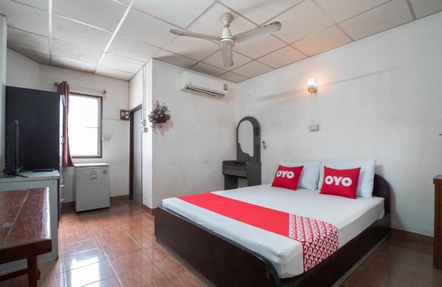 Sattahip Hotel | OYO 654 Samanmit Inn Hotel