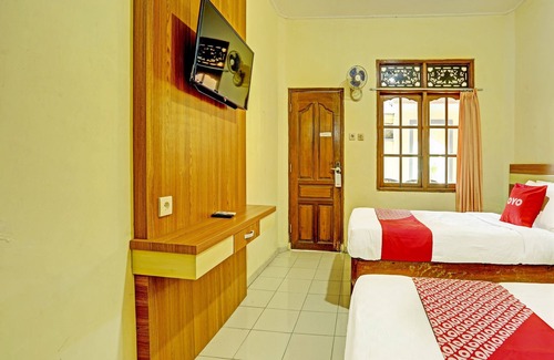 North Legian Hotel | OYO Collection O 91125 Puri Dewa Bharata