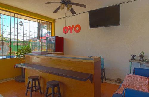 Villahermosa Hotel | OYO Hotel Posada Los Faroles,Tabasco