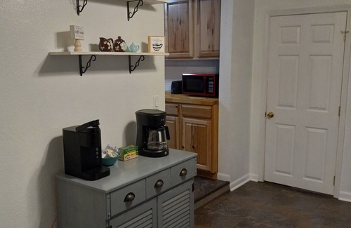 Warsaw Haus | Ozark Family Getaway in beautiful Warsaw.