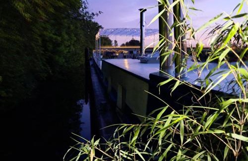 Torcy Bootsverleih | Péniche Amadeus conviviale et cosy , proche de Disney et de Paris