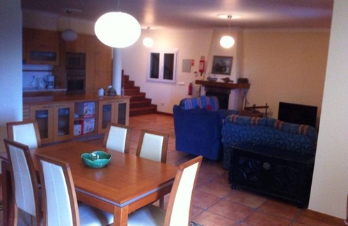 Ponta Delgada Haus | Lovely Sea View 3-Bed House in Ponta Delgada
