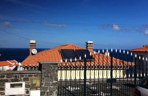 Ponta Delgada Haus | Lovely Sea View 3-Bed House in Ponta Delgada