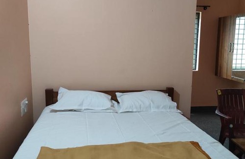 Madduru Kabine | P.M.Residency Boarding and Lodging