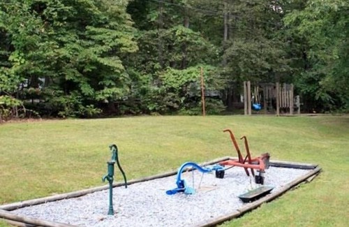Rexmont Haus | PA Dutch Country RV Resort - Caravan Park