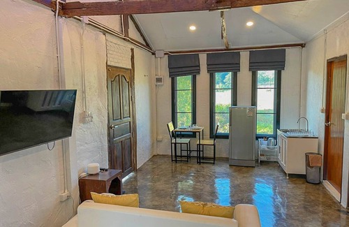 Mae Kon Haus | Pa Sak Tong 338, 1BR near Singh Park White Temple