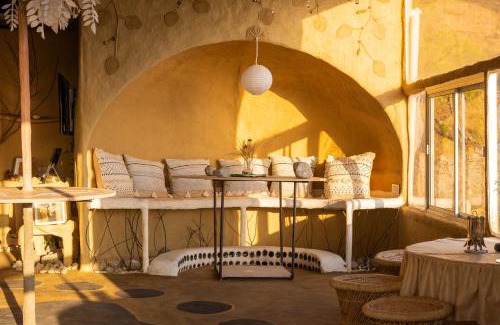 Gunehr Haus | Paarli Dhara,Bir