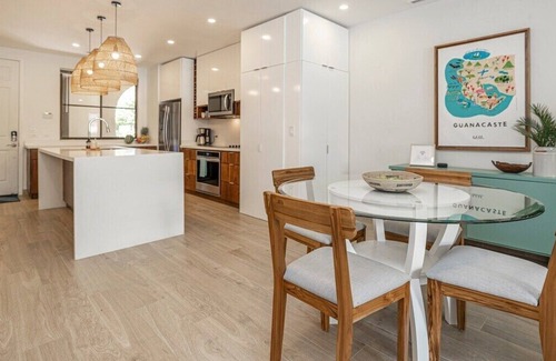 Coco Eigentumswohnung | Pacifico L403 Renovated - Main Floor 2 Bed/2 Bath