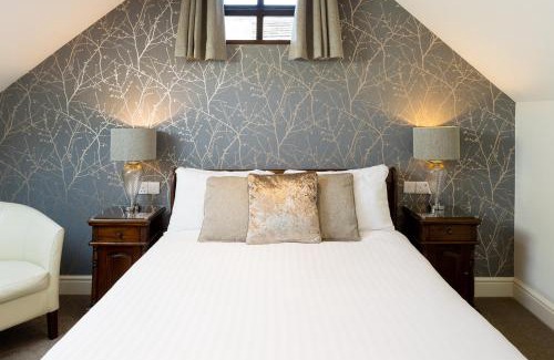 New Mills Hotel | Pack Horse Inn - New Mills