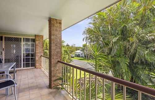 Red Rock Haus | Palm Beach House - Red Rock location